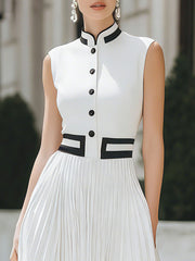Elegant Contrast Trim Pleated Midi Dress