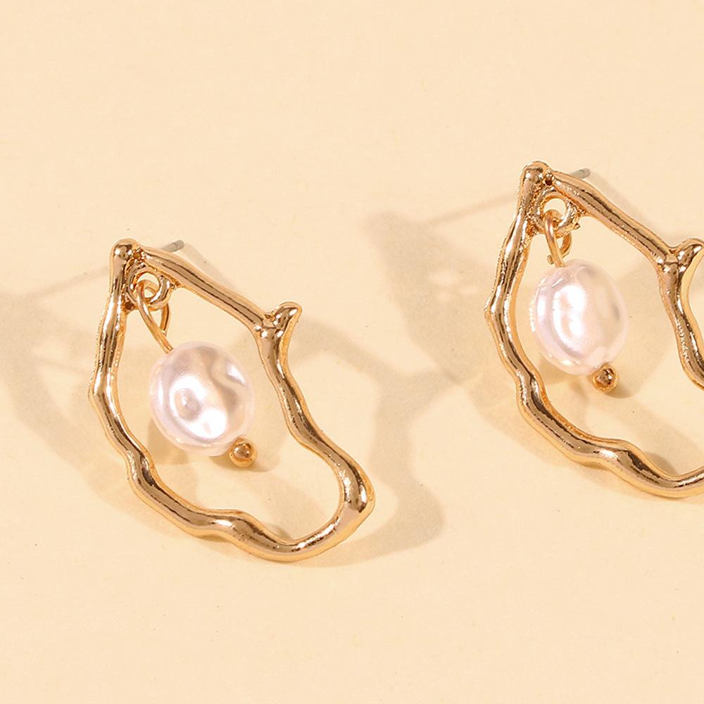 Premium Irregular Pearl Earrings