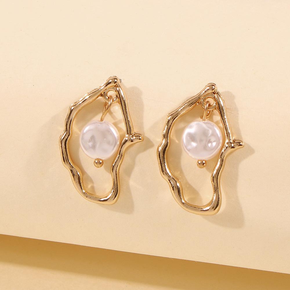 Premium Irregular Pearl Earrings