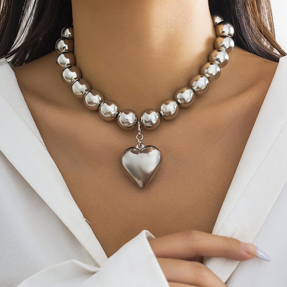 Stylish Large Bead Clavicle Chain