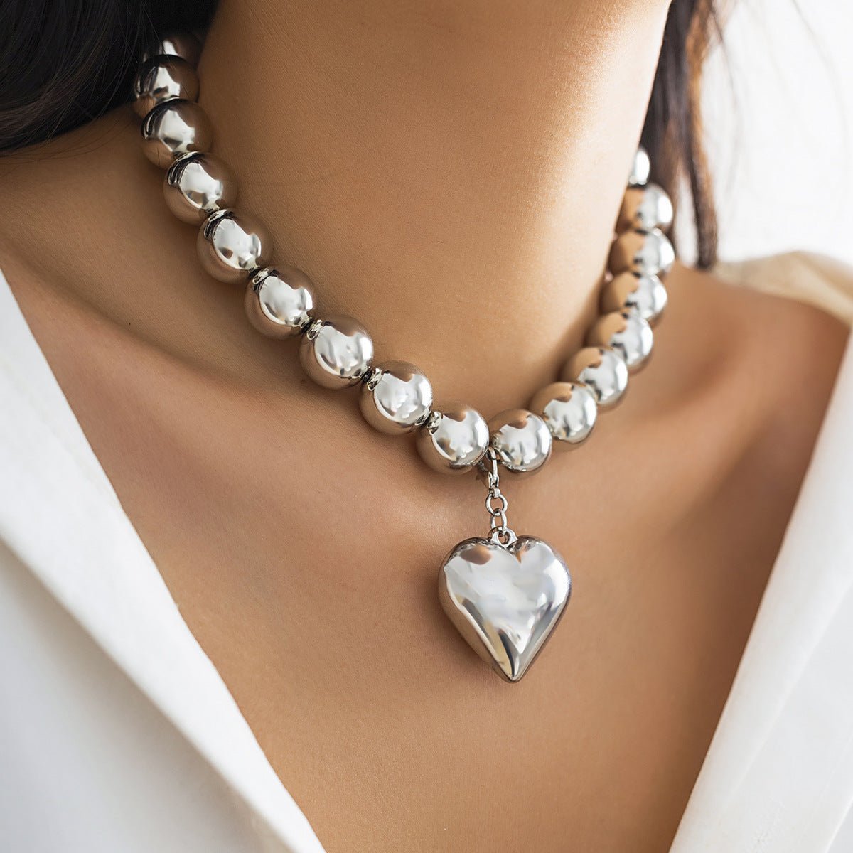 Stylish Large Bead Clavicle Chain